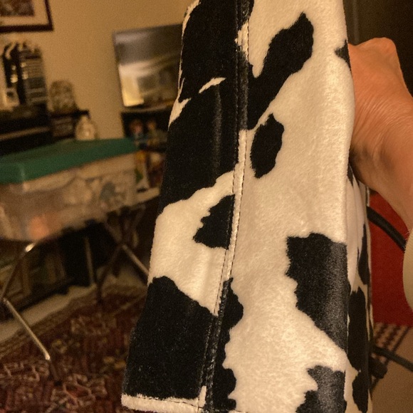 Nine West faux fur cow pattern purse/shoulder bag and wallet - Picture 10 of 10